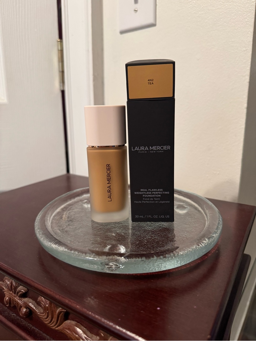 laura mercier Real Flawless Foundation - Tea (4N2)